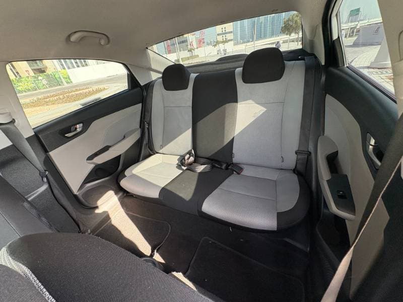 2019 Hyundai Accent thumbnail 4