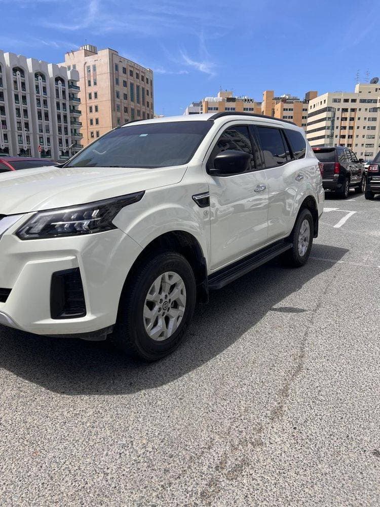 2024 Nissan Xterra thumbnail 2