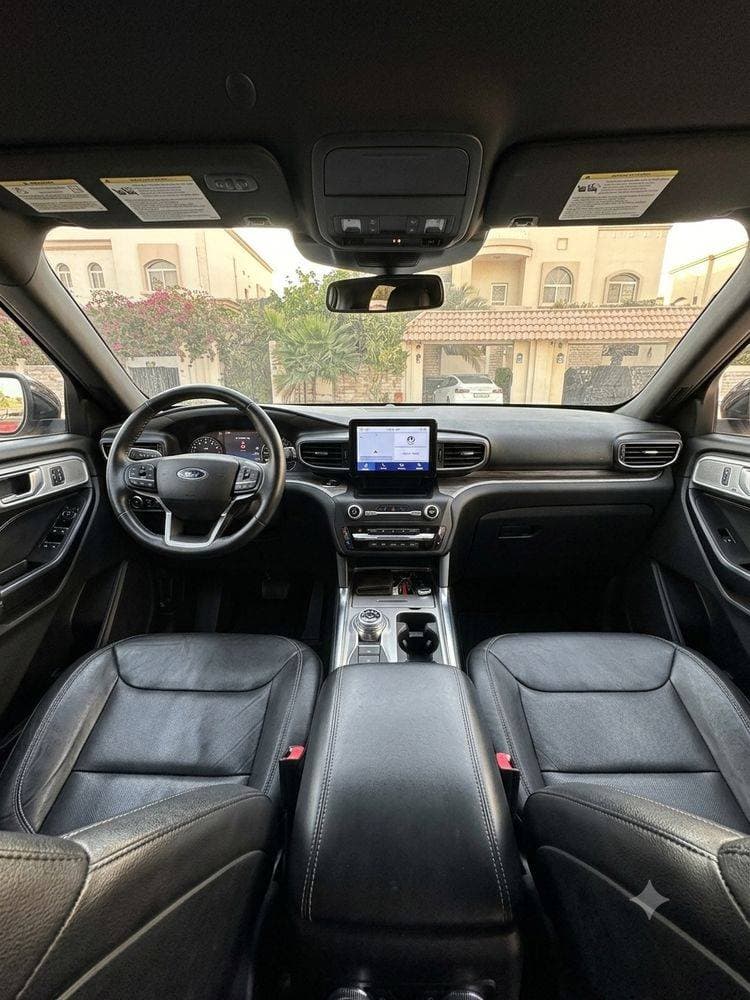 2020 Ford Explorer thumbnail 5
