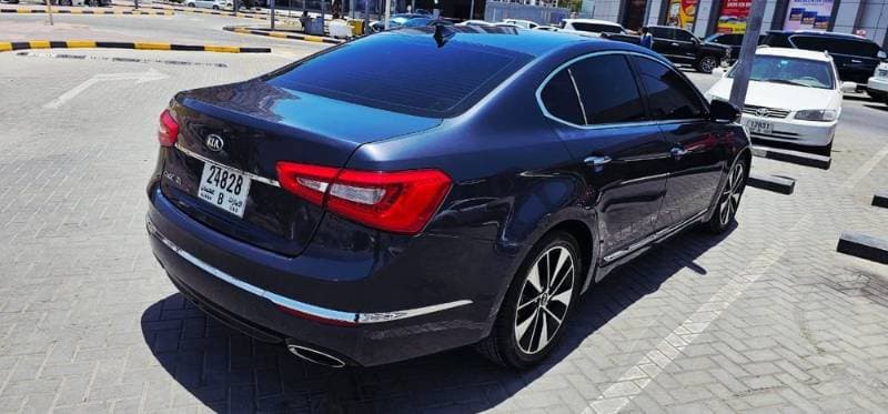 2014 Kia Cadenza thumbnail 2