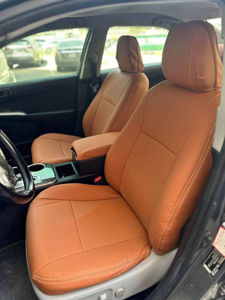 2015 Toyota Camry thumbnail 3