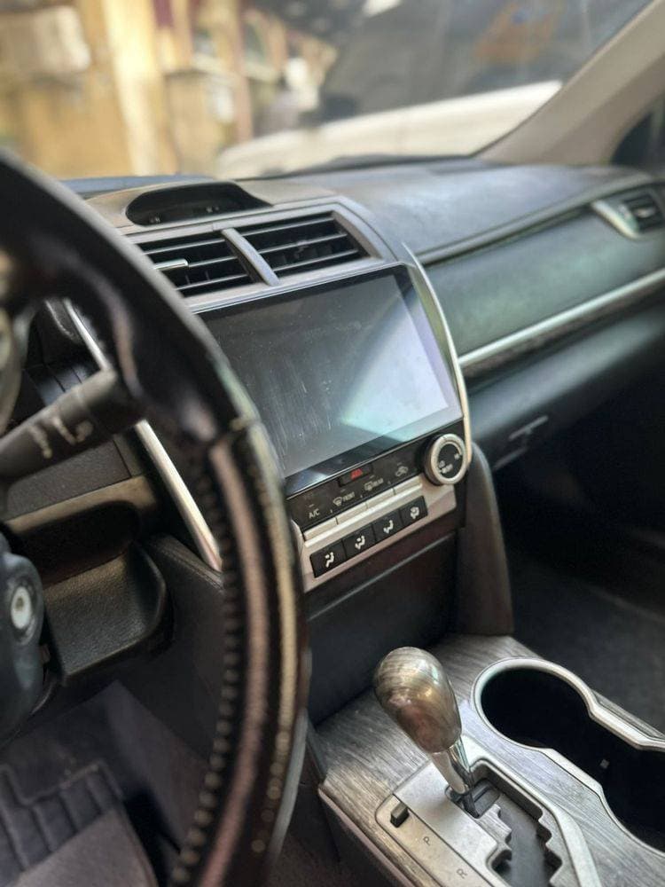 2015 Toyota Camry thumbnail 5