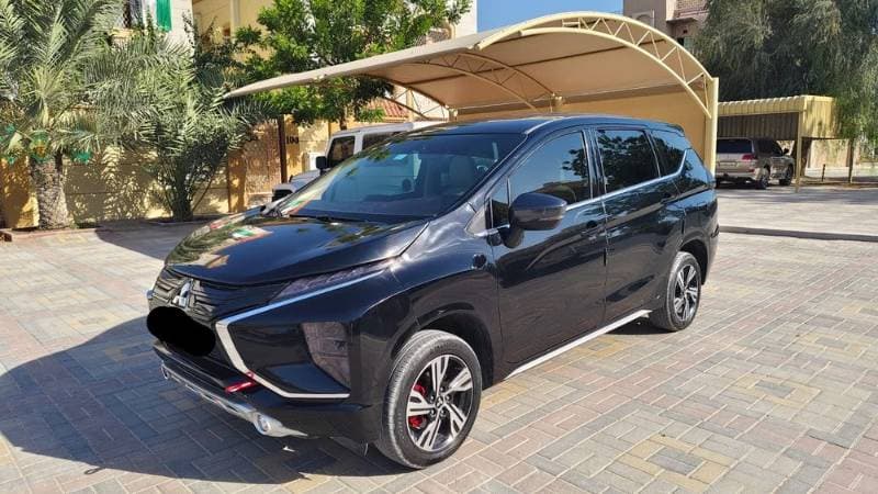 2021 Mitsubishi Xpander thumbnail 3