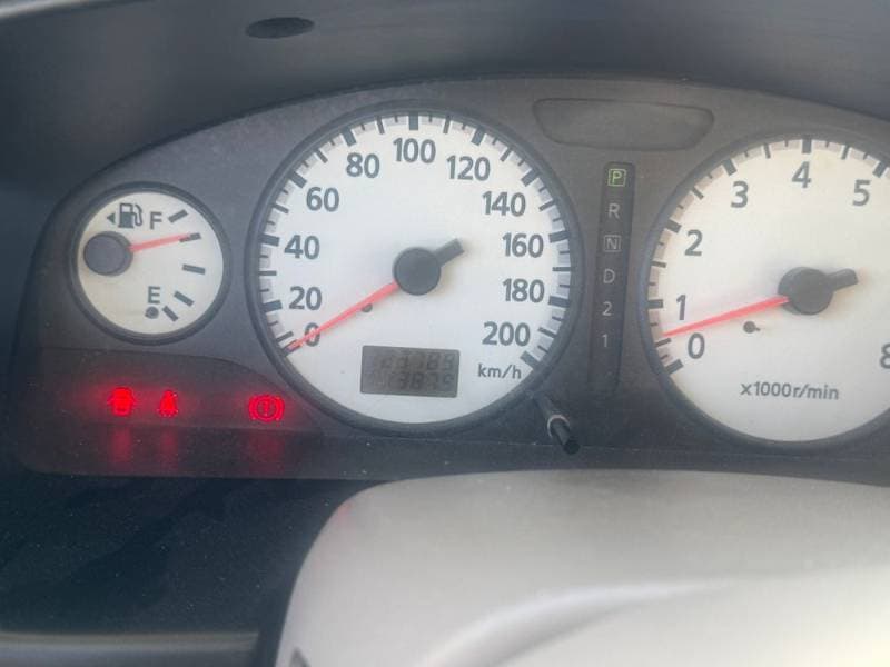 2003 Nissan Pathfinder thumbnail 3