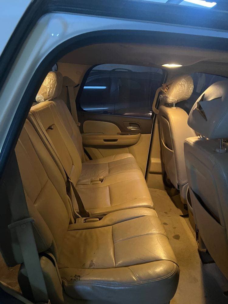 2012 Chevrolet Tahoe thumbnail 2