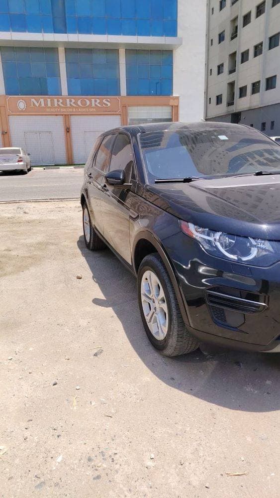 2019 Land Rover Discovery Sport thumbnail 3