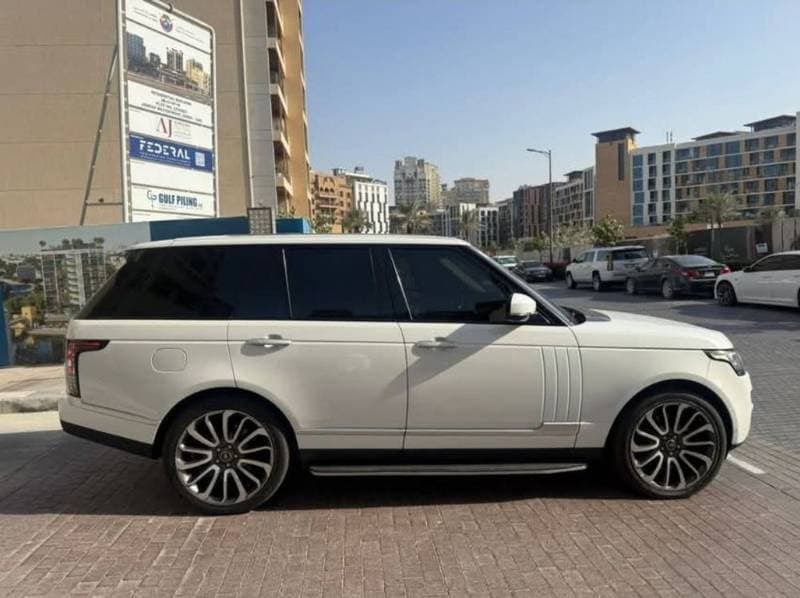 2013 Land Rover Range Rover thumbnail 5