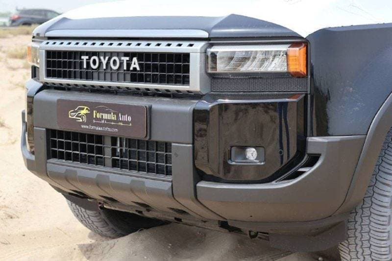 2025 Toyota Prado VXR thumbnail 4