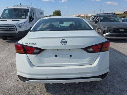 2025 Nissan Altima