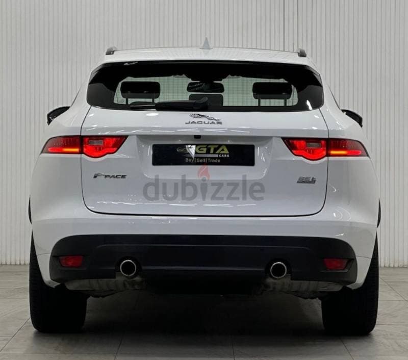 2017 Jaguar F-Pace thumbnail 3