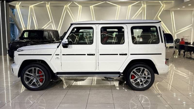 2026 Mercedes Benz G63 AMG STANDARD thumbnail 6