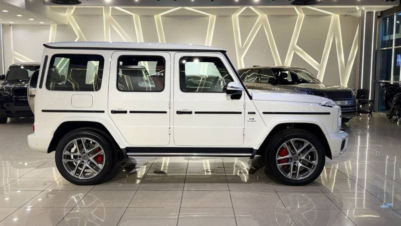 2026 Mercedes Benz G63 AMG STANDARD thumbnail 4