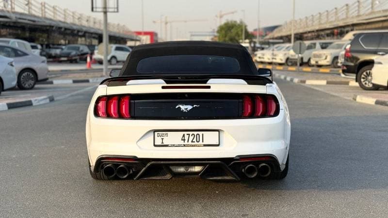 2021 Ford Mustang thumbnail 6
