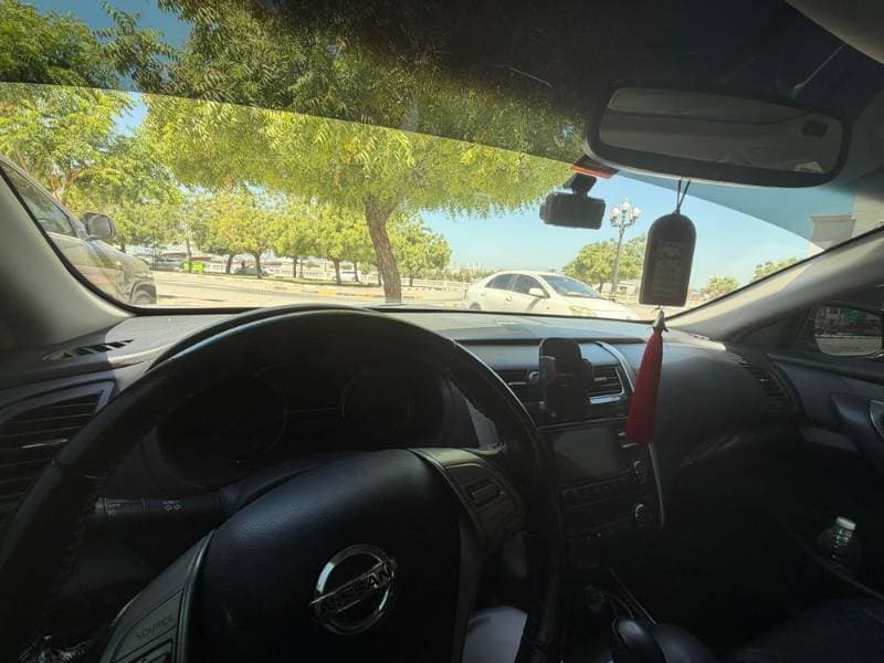 2013 Nissan Altima thumbnail 3