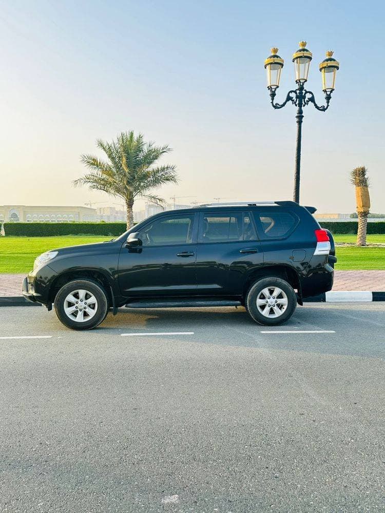 2012 Toyota Land Cruiser Prado thumbnail 3