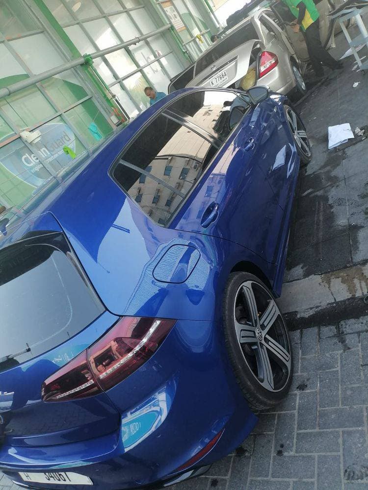 2015 Volkswagen Golf thumbnail 3