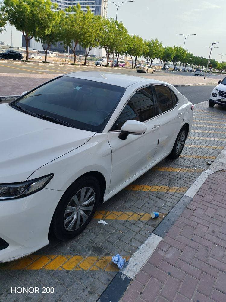 2018 Toyota Camry thumbnail 5