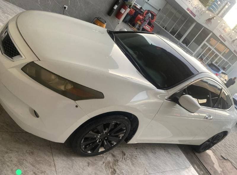 2009 Honda Accord Coupe thumbnail 4