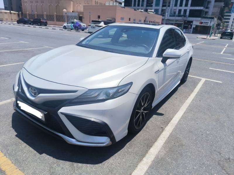 2021 Toyota Camry thumbnail 3
