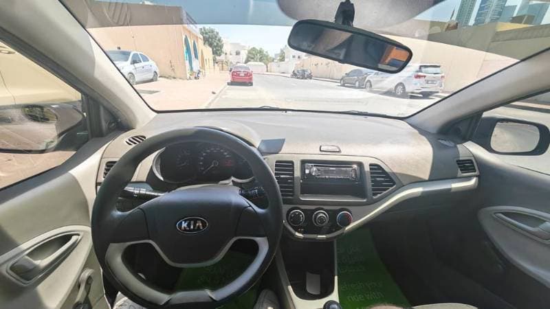 2015 Kia Picanto thumbnail 4