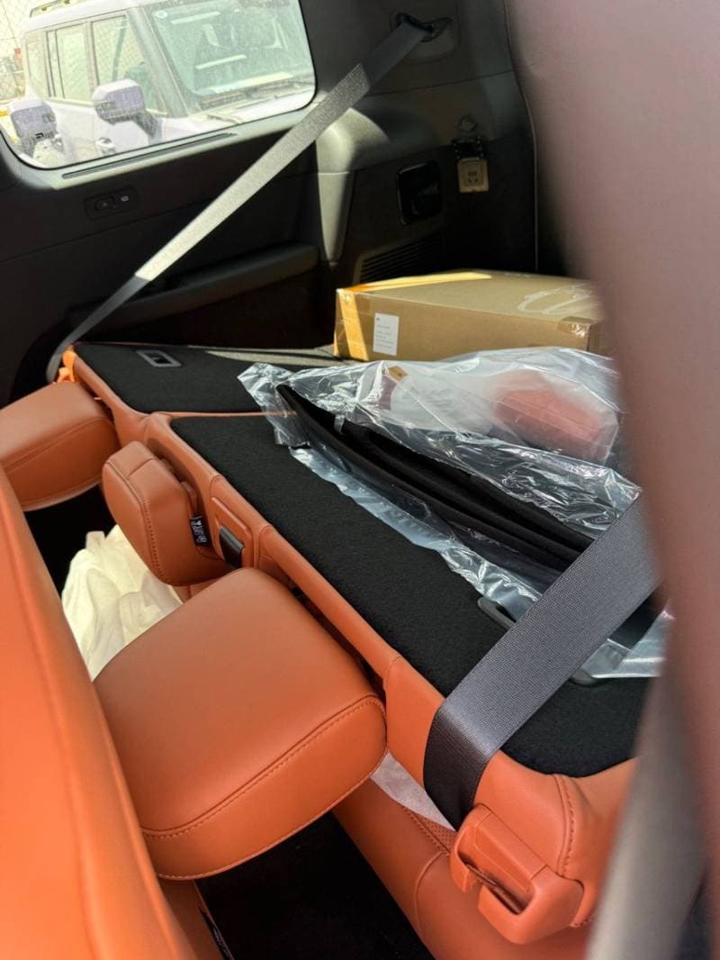 2026 ROX Adamas 7seater black orange thumbnail 5