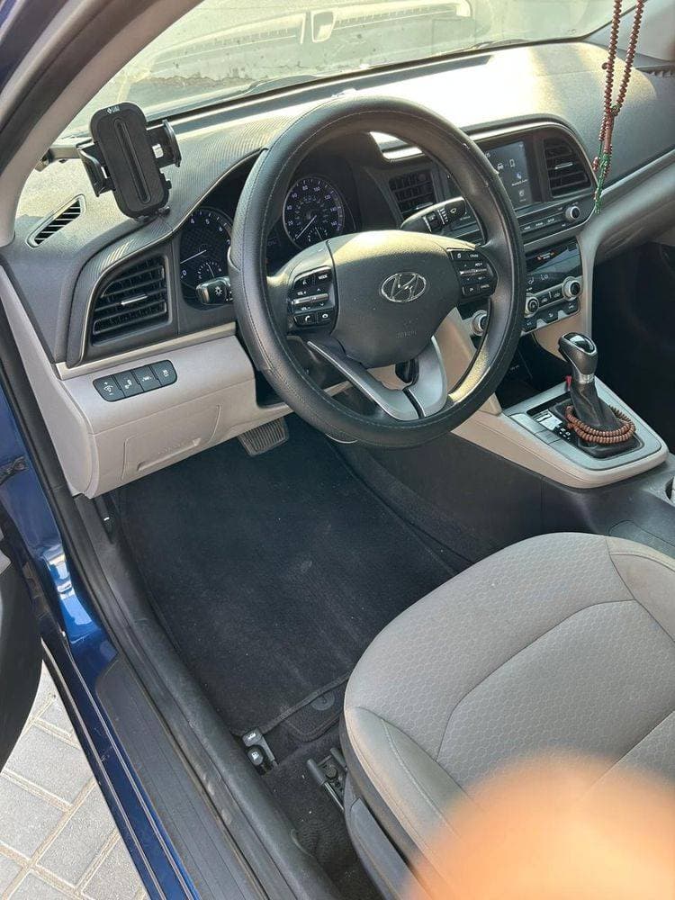 2020 Hyundai Elantra thumbnail 5