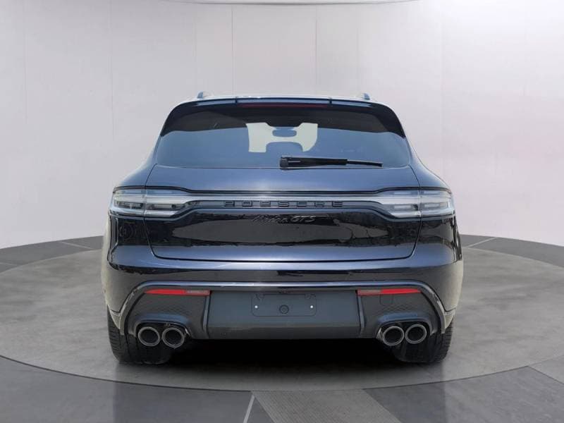 2024 Porsche Macan thumbnail 5
