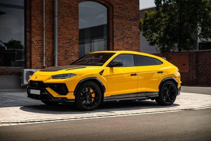 2024 Lamborghini Urus thumbnail 2