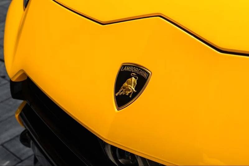 2024 Lamborghini Urus thumbnail 5