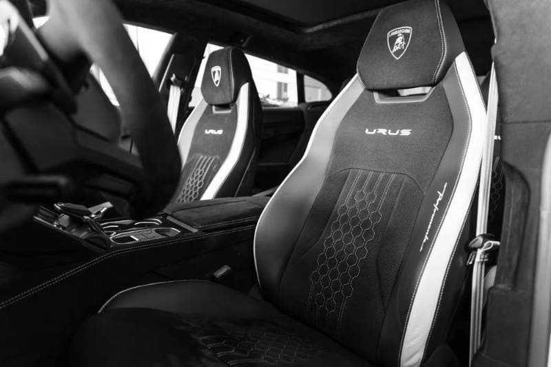 2024 Lamborghini Urus thumbnail 6