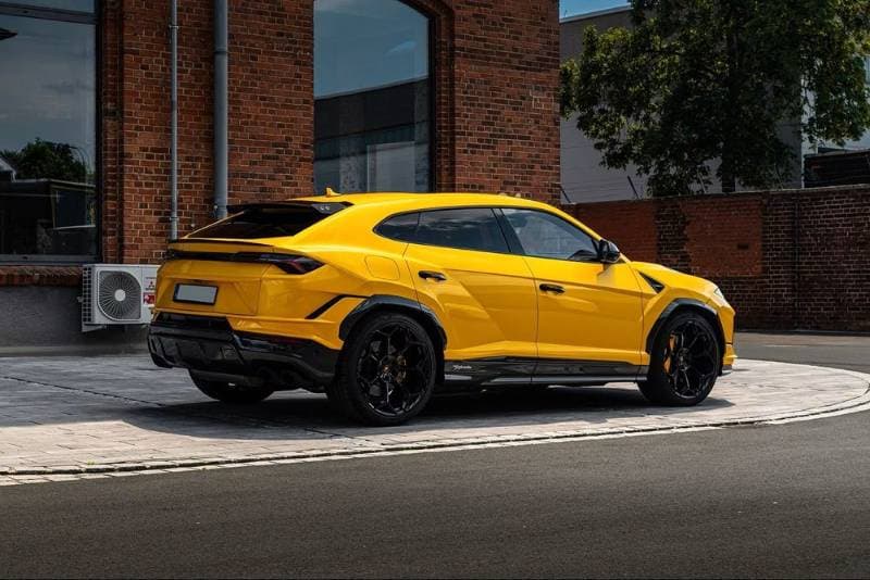 2024 Lamborghini Urus thumbnail 4