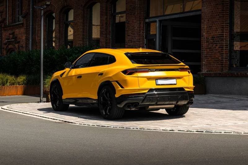 2024 Lamborghini Urus thumbnail 3