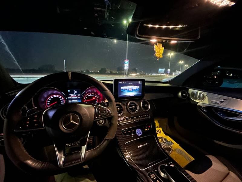 2015 Mercedes-Benz C 63 AMG thumbnail 5