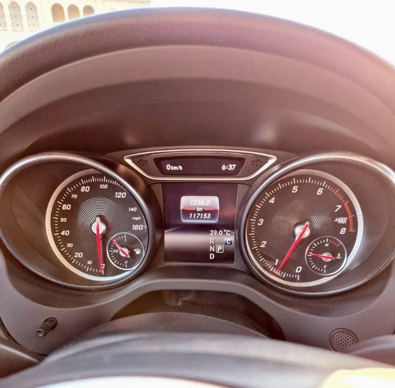 2018 Mercedes-Benz CLA-Class thumbnail 4