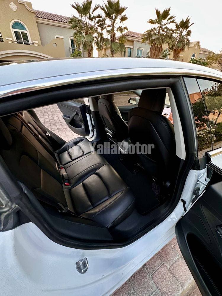 2020 Tesla Model 3 thumbnail 8