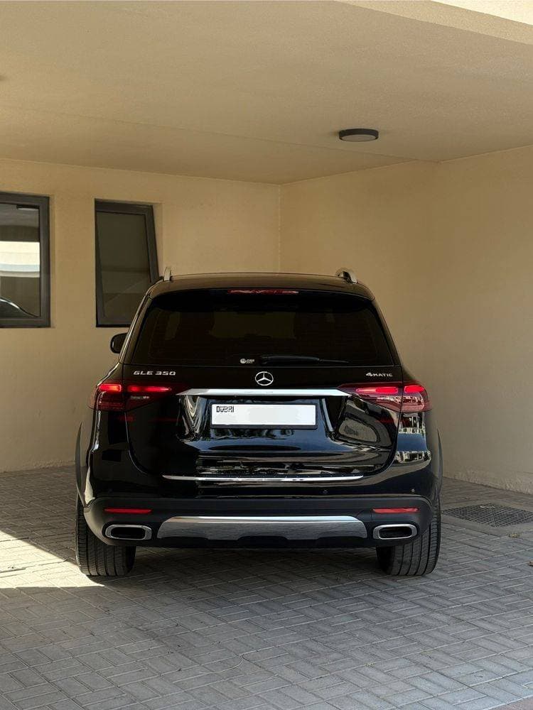 2025 Mercedes-Benz GLE-Class thumbnail 5