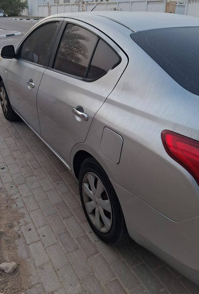 2013 Nissan Sunny thumbnail 4