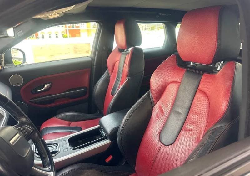 2015 Land Rover Range Rover Evoque thumbnail 4