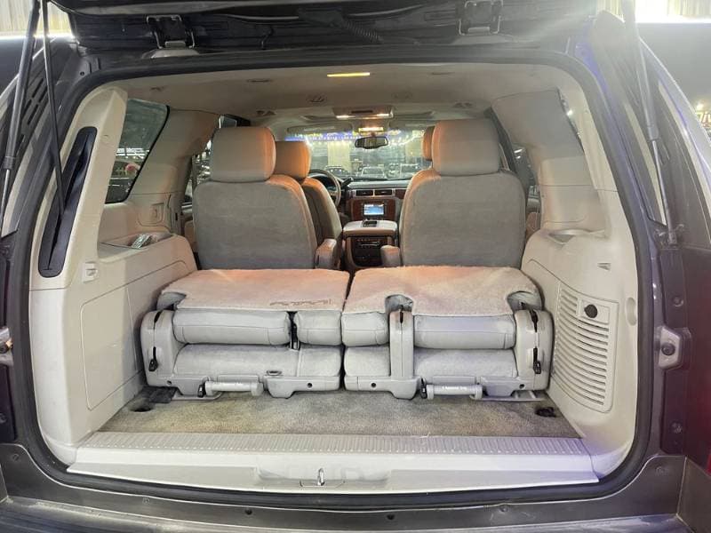 2014 Chevrolet Tahoe thumbnail 5