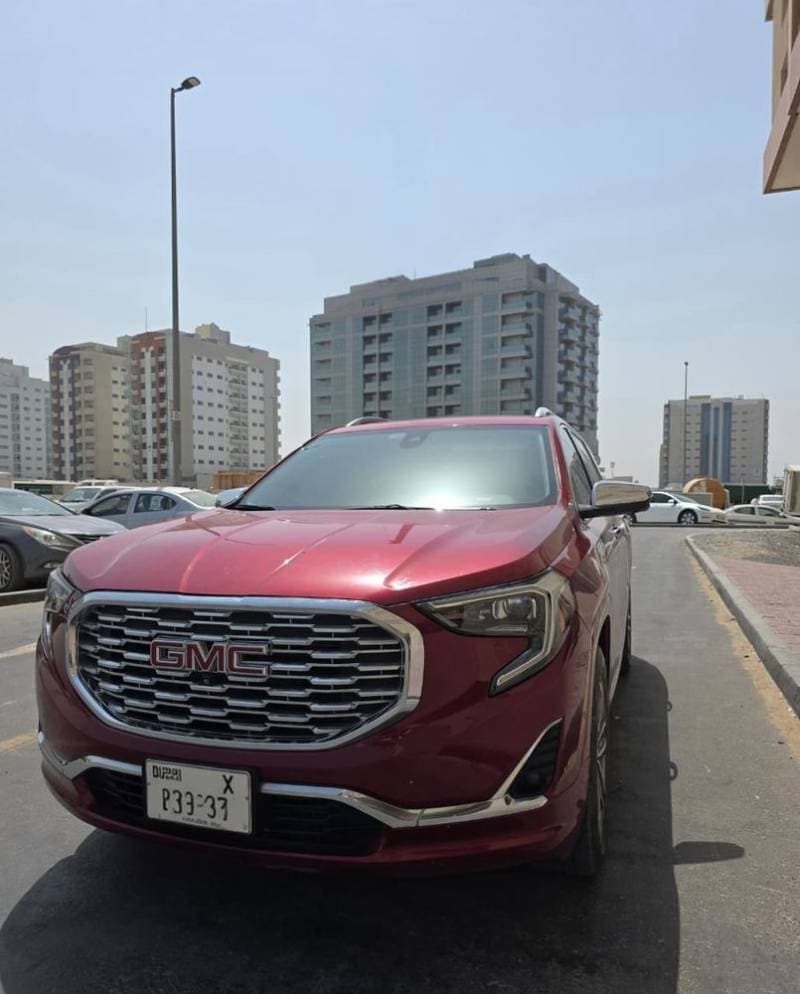 2019 GMC Terrain thumbnail 2