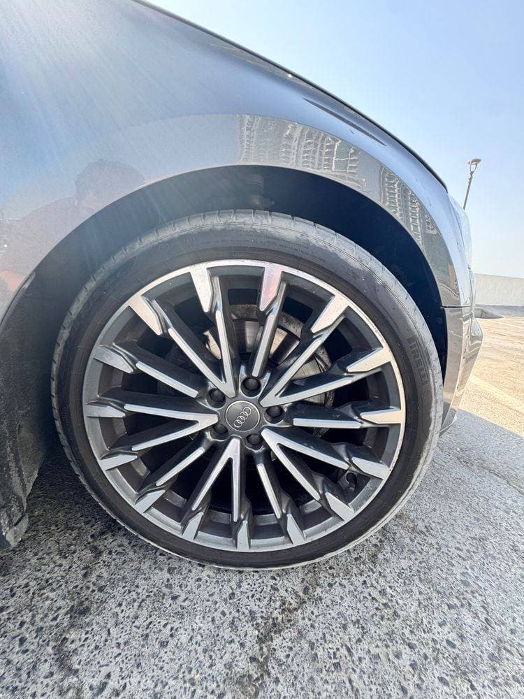 2018 Audi A5 Sedan thumbnail 2