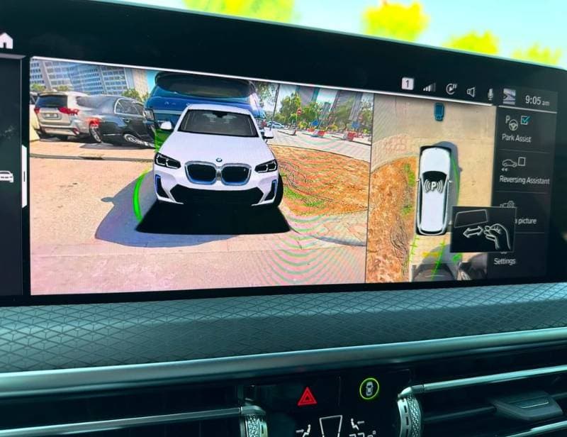 2024 BMW iX3 thumbnail 3