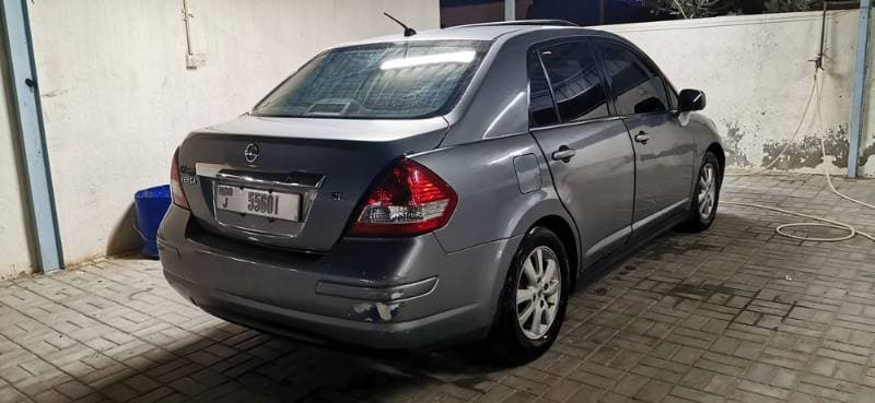 2007 Nissan Tiida thumbnail 3