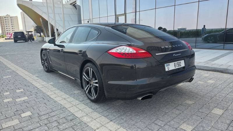 2013 Porsche Panamera thumbnail 4