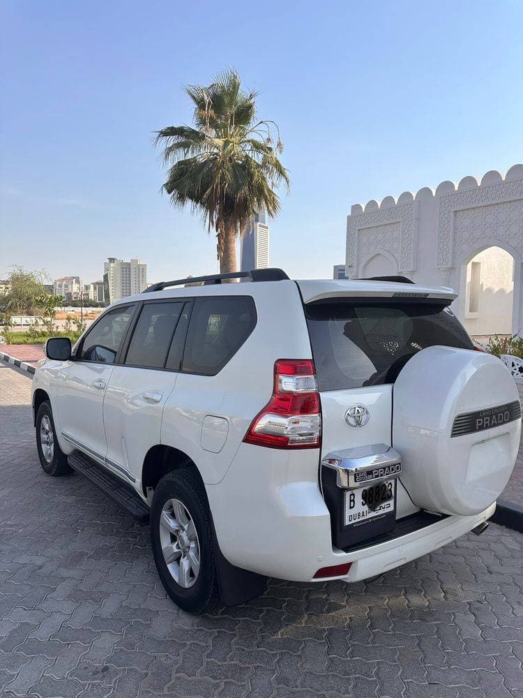 2015 Toyota Land Cruiser Prado thumbnail 3