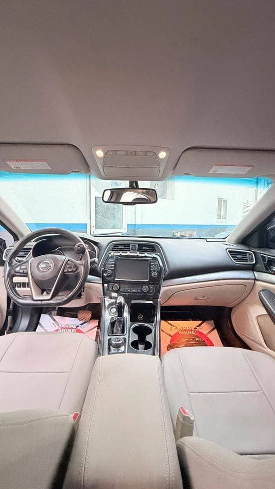 2016 Nissan Maxima thumbnail 3