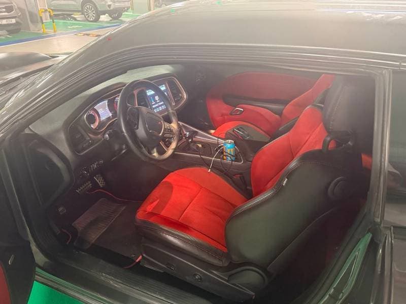 2019 Dodge Challenger thumbnail 4
