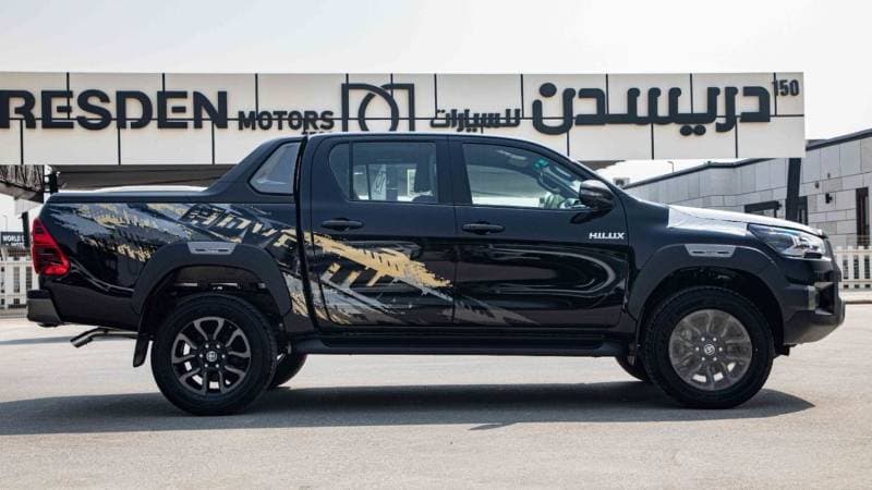 2026 Toyota Hilux ADVENTURE thumbnail 3