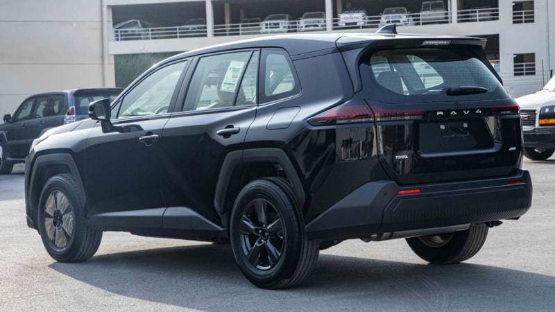 2026 Toyota RAV4 LE thumbnail 4