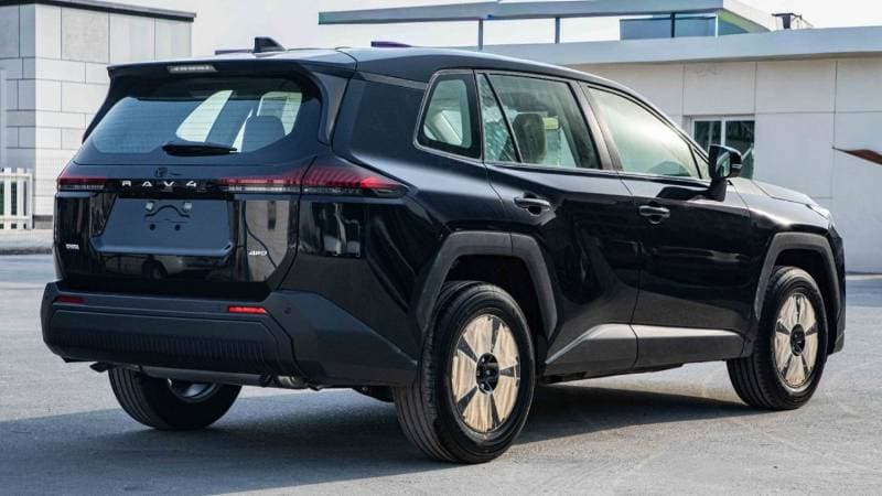 2026 Toyota RAV4 LE thumbnail 5